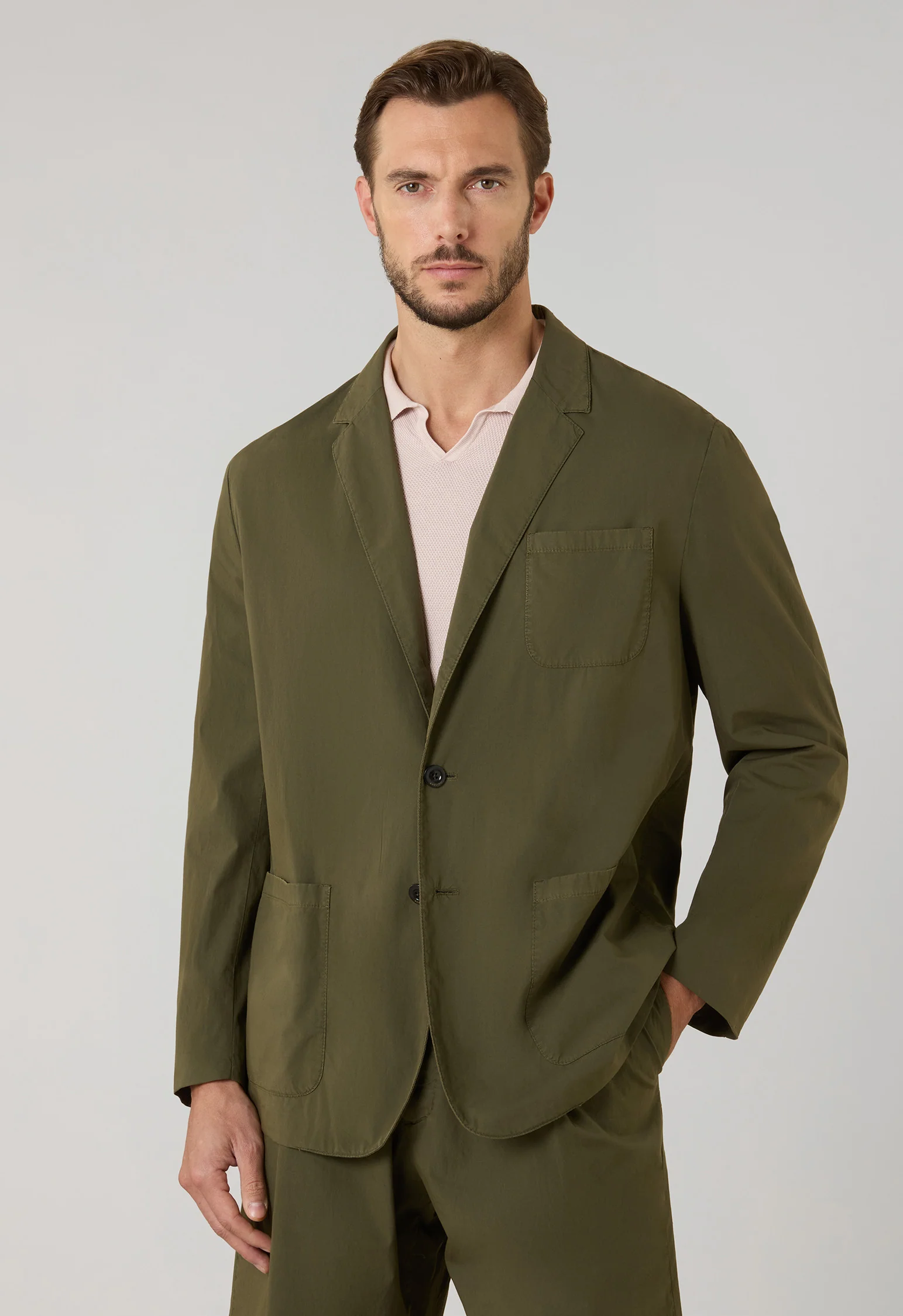 Abito Khaki Bermuda in popeline tinto in capo verde - Image 3