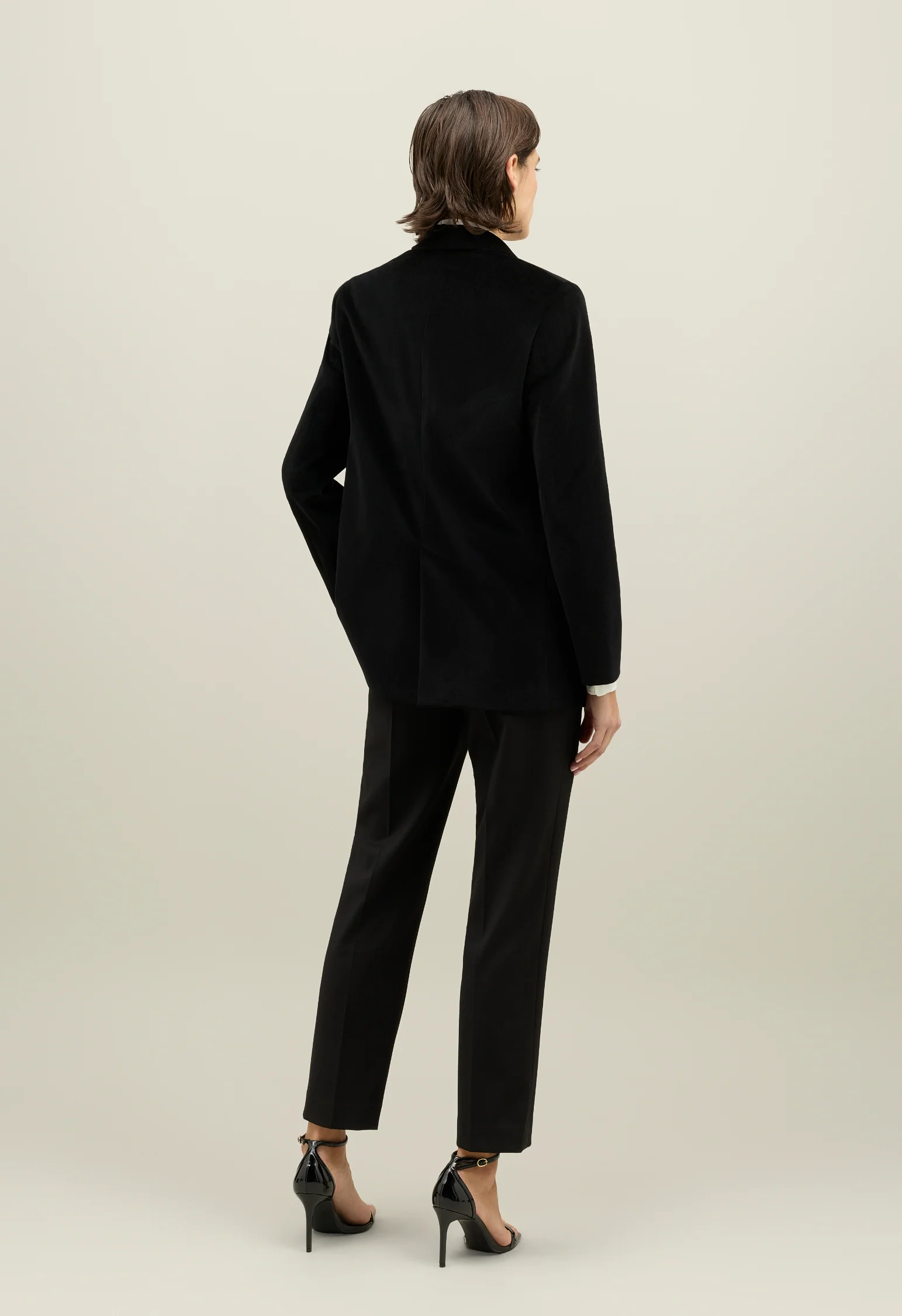 Blazer Tuxedo Giulia in velluto nero - Image 2