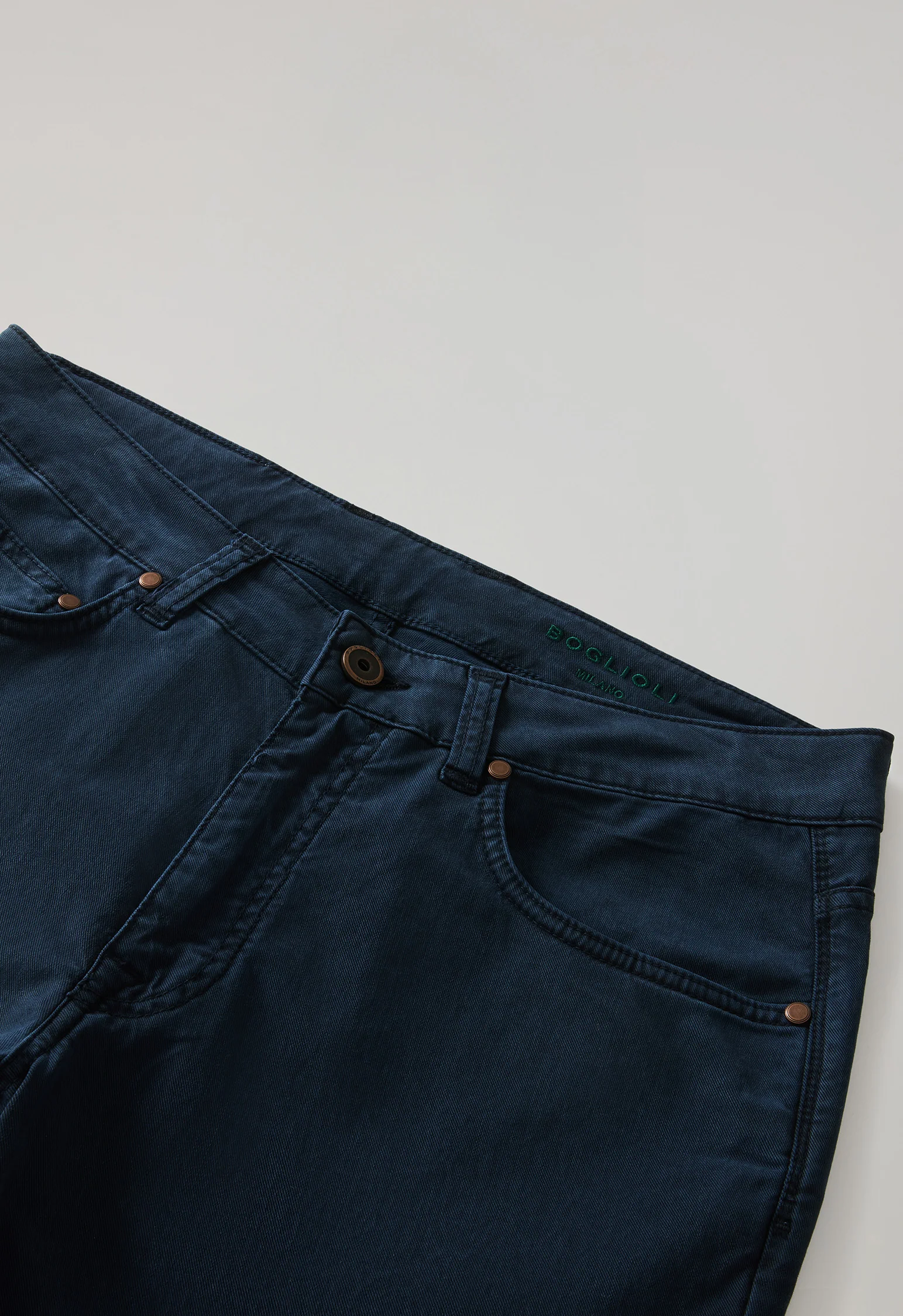 Pantalone 5 tasche in cotone e seta tinto in capo blu - Image 5