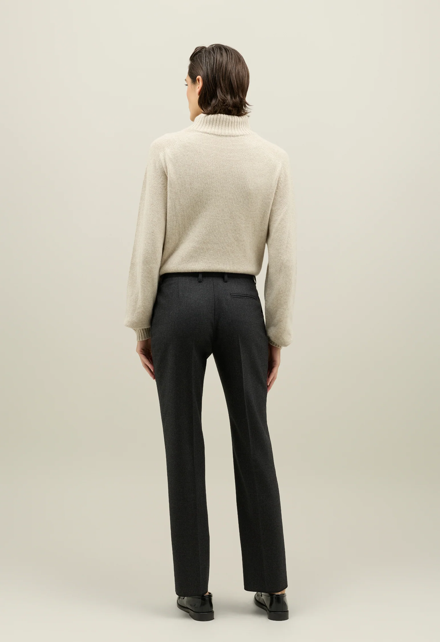 Pantalone Chino in flanella leggera grigio - Image 2